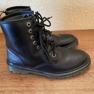 Dr Martens Black Lace Up Mens 9